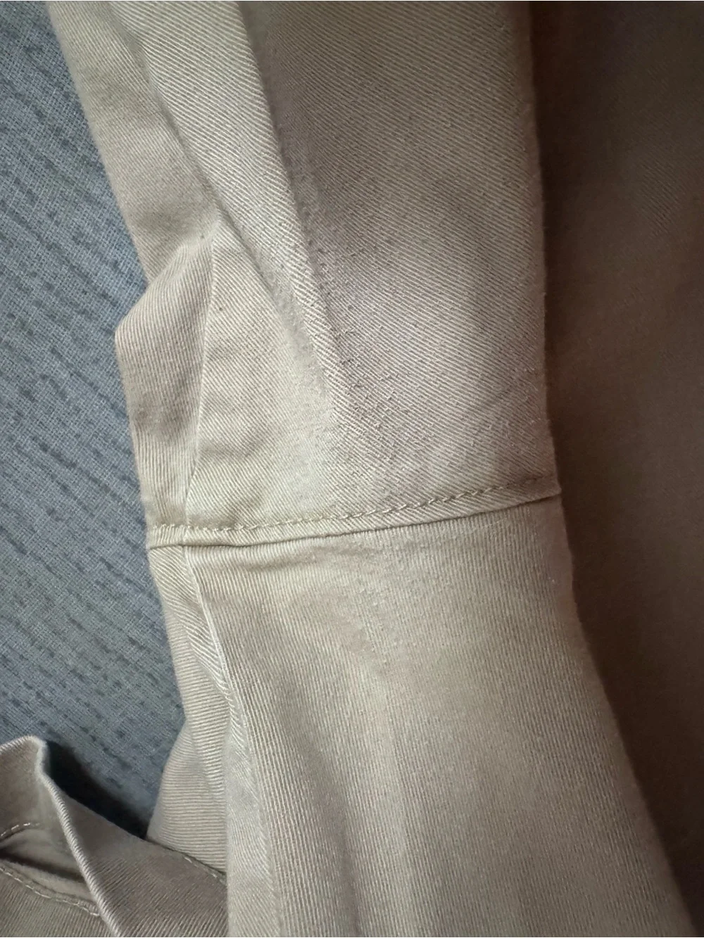 Bundle 4 $10 items for $30 J. Crew Beige Flat Front 7” Chino Shorts size 34